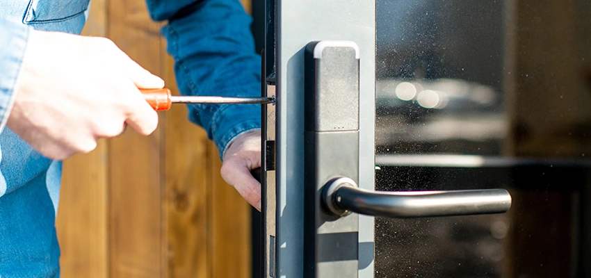 Aluminium Door Lock Replacement in Coral Gables, Florida